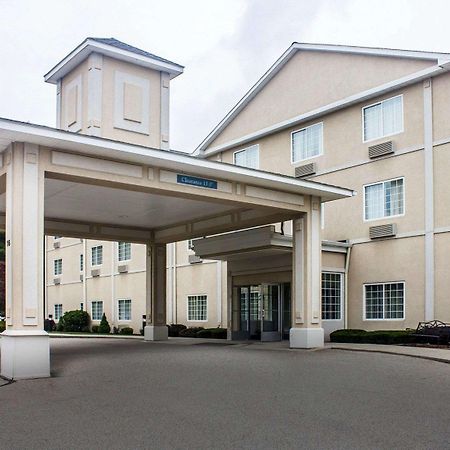 コンフォート イン アンド スイーツ デイビル Dayville エクステリア 写真
